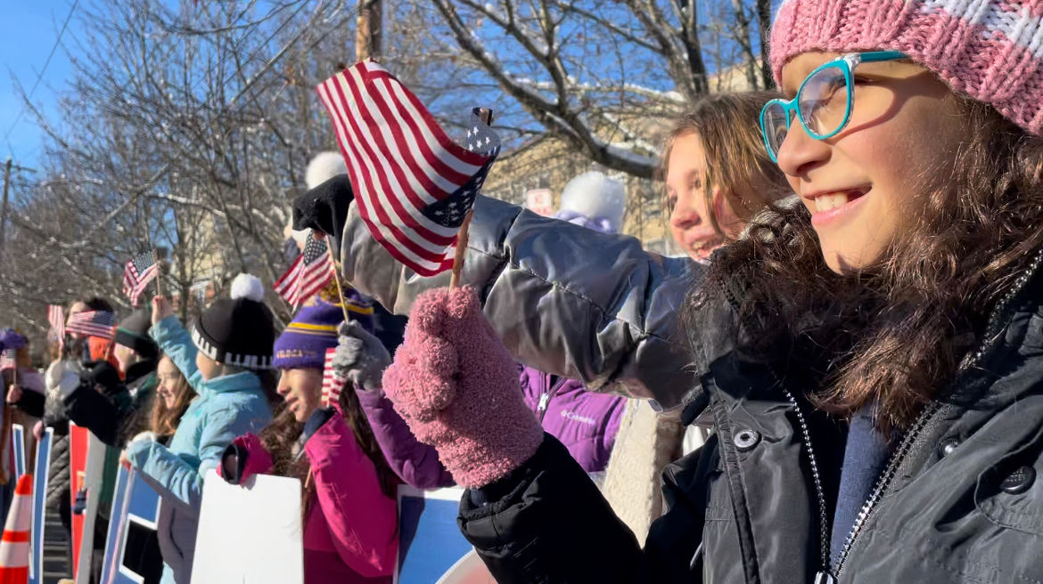 Wreaths Across America delivers 4,000 wreaths for veterans’ graves in