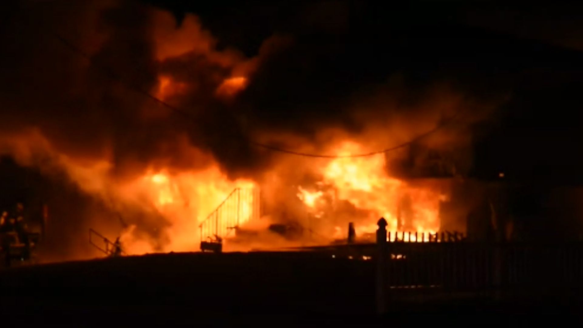 Officials 1 killed in Selden house fire