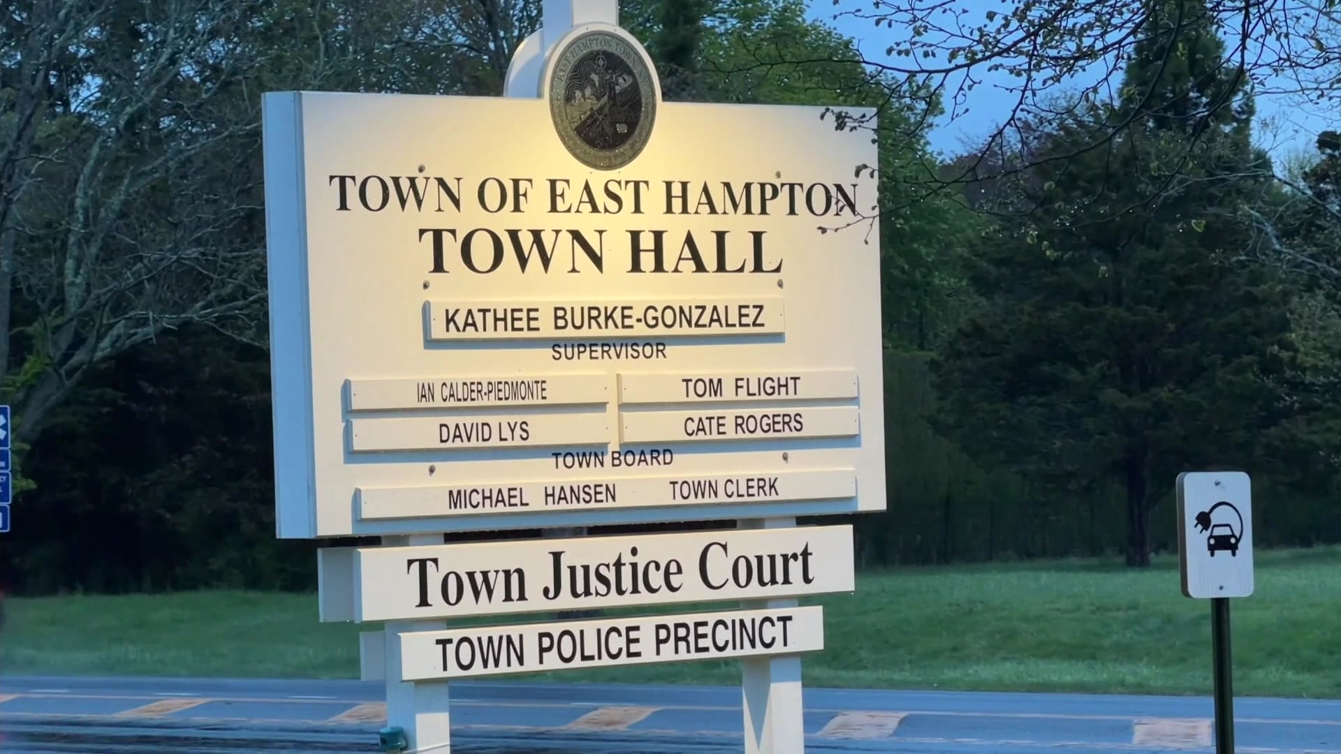 57joneasthampton_2026-05-07-06-04-18