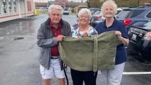 Daughter thanks family who sent father's WWII Army duffle bag