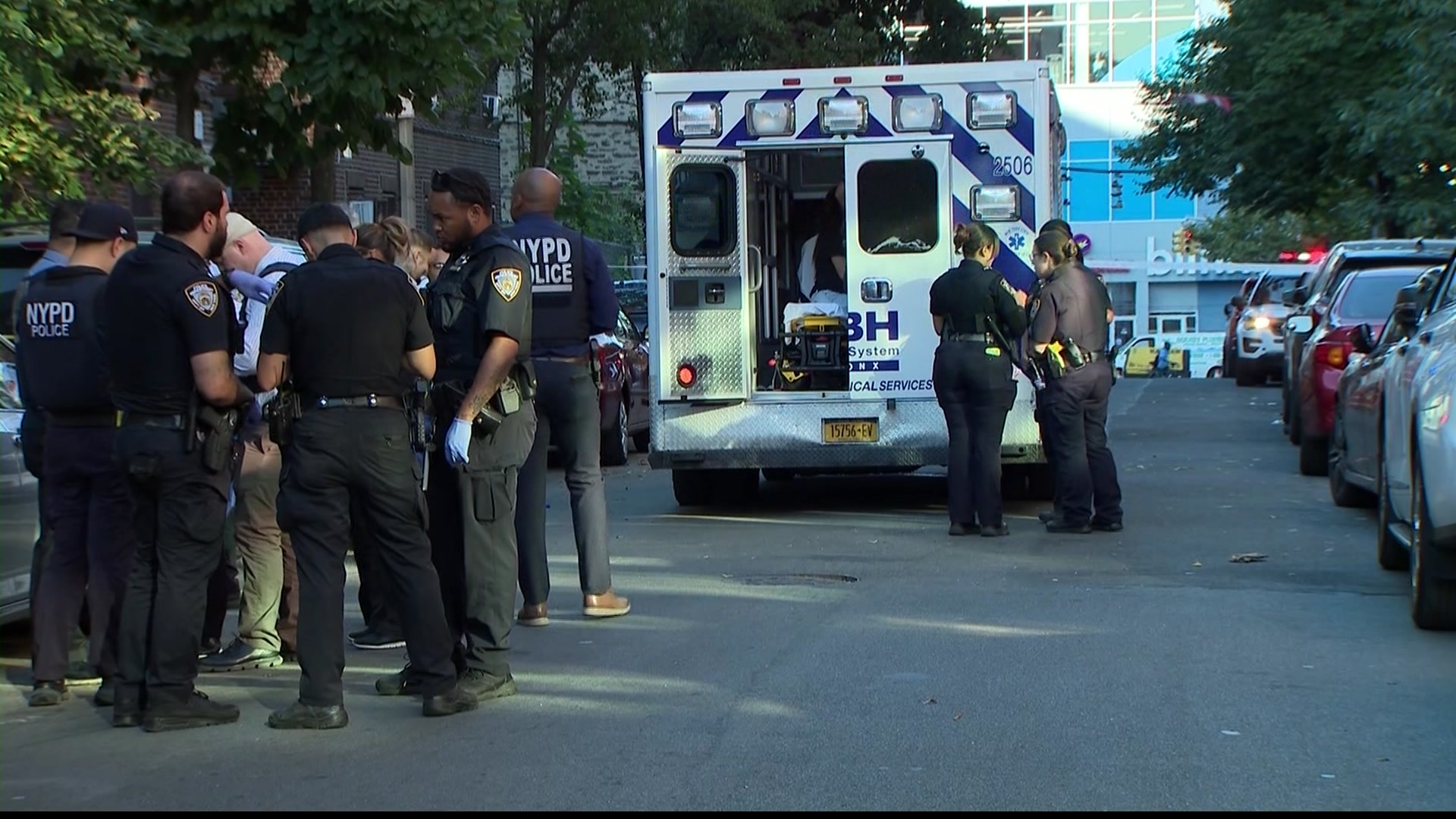 News 12 | New York | NYPD: 26-year-old man fatally shot in the Bronx