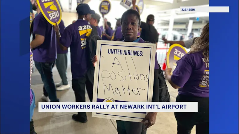 Story image: Newark Liberty workers protest against United Airlines labor changes