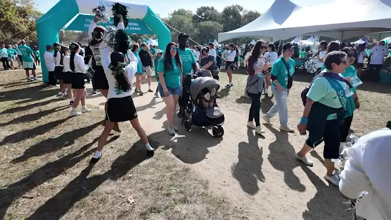 Story image: Hundreds walk for the National Ovarian Cancer Coalition