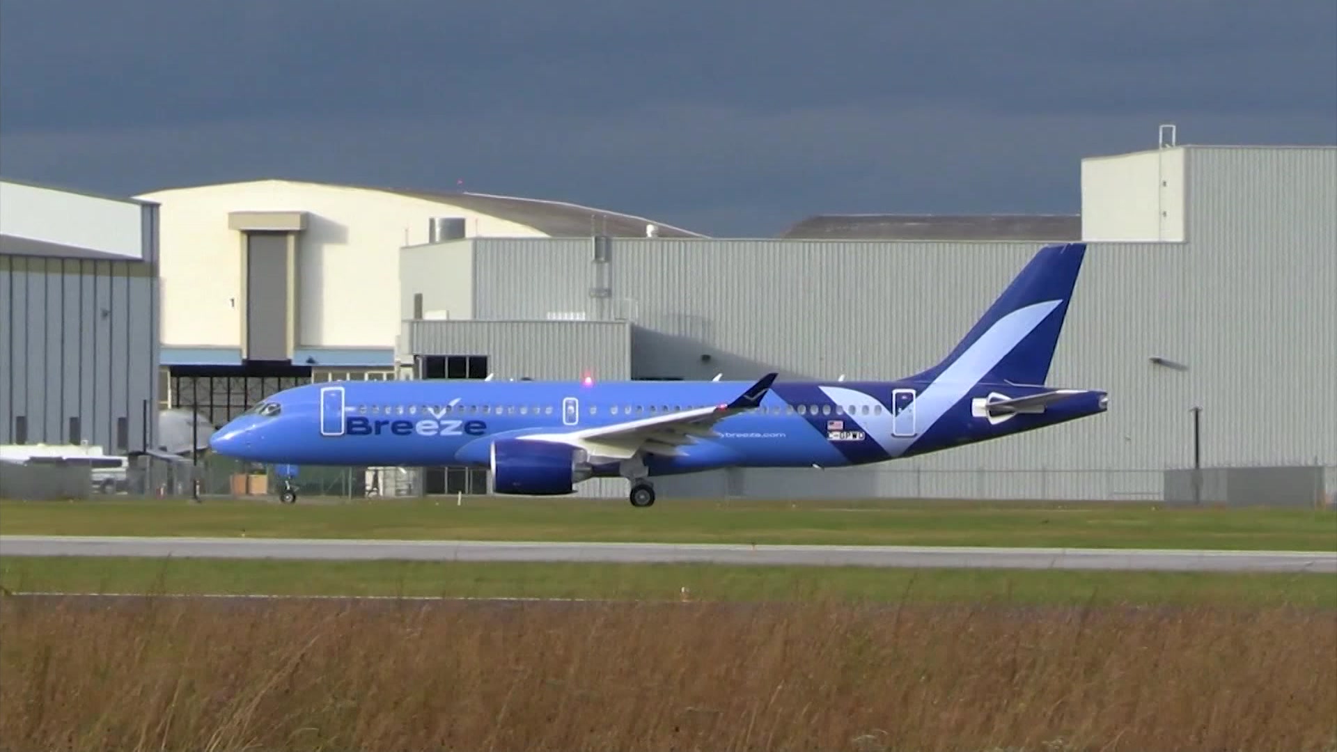 56BREEZEAIRWAYS_2026-05-06-07-11-57