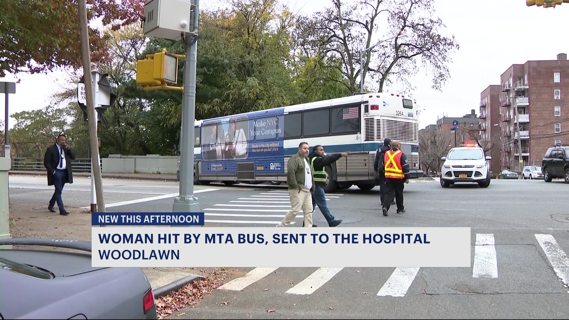 女子被MTA公交车撞击后送院治疗，事发地点为伍德劳恩区
