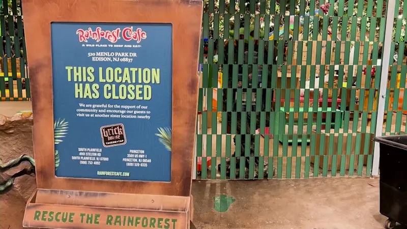 Story image: Rainforest Cafe at Menlo Park Mall closes after 26 years; 1 remains in NJ