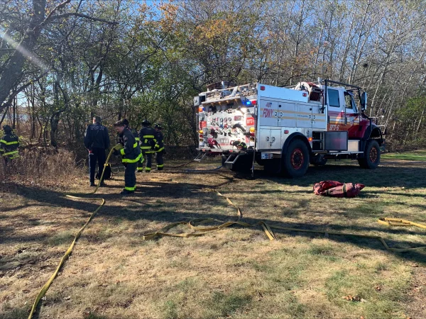 Story image: Brushfire breaks out at Marine Park golf course