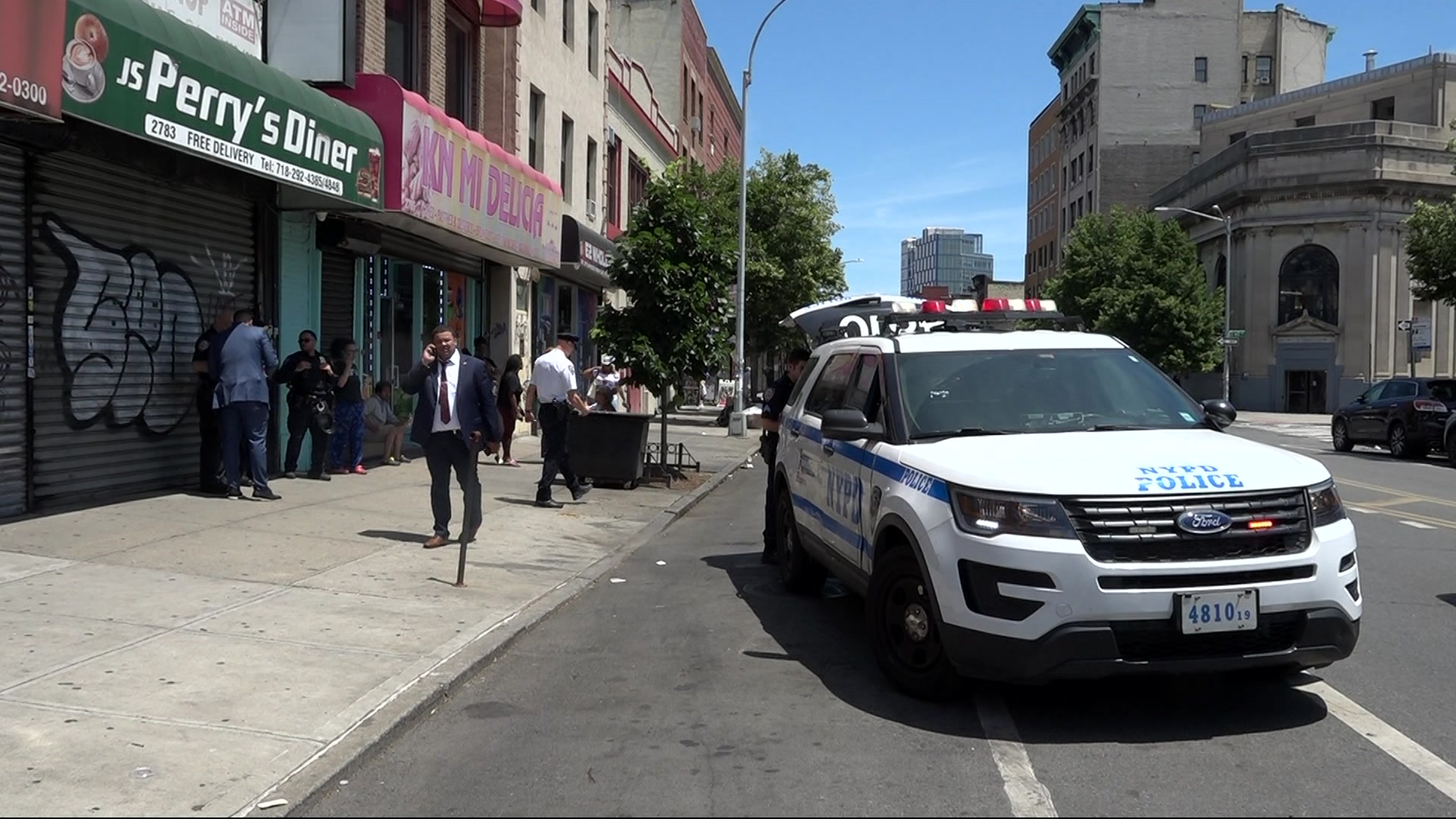 Advocates warn parents about leaving children alone in unattended cars as vehicle thefts rise