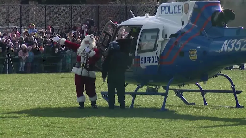 Story image: Santafest takes over Village of East Hampton