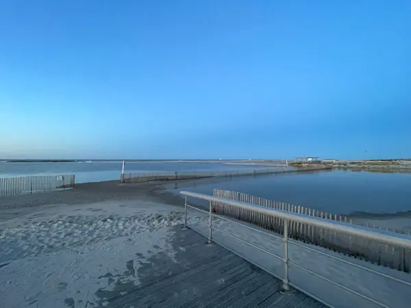Story image: Parts of Jones Beach go underwater from Hurricane Erin. See the videos.