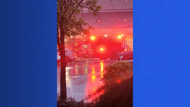 Story image: Stop & Shop in Washingtonville evacuated during cooler fire