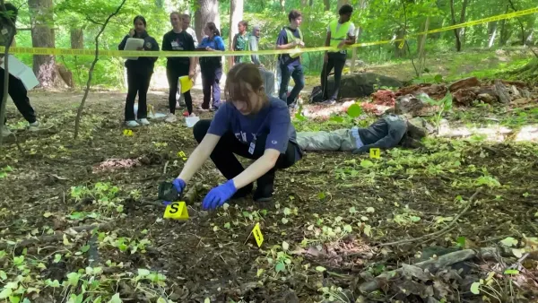 New Rochelle students investigate 'crime scenes' for forensic class final exam