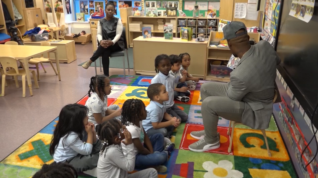 Story image: NYC literacy program aims to change way children learn to read by phonics-based approach 