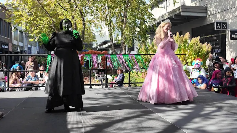 Story image: Wickedly fun! Yonkers Spooktacular brings Broadway magic to Cross County Center