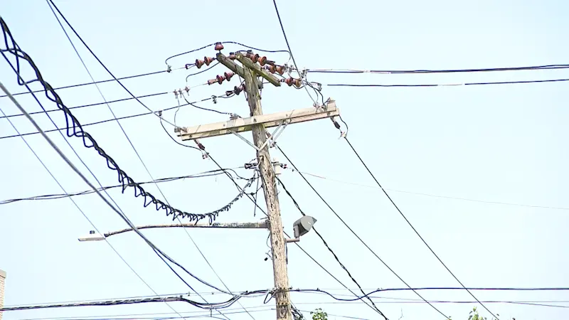 Story image: Brief power outage affect some Great Neck businesses