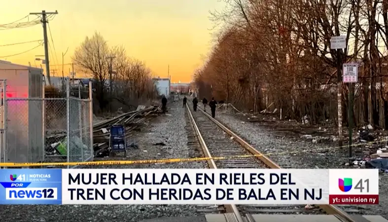 Story image: Univision 41 News Brief: Mujer es hallada en los rieles del tren con heridas de bala en NJ 