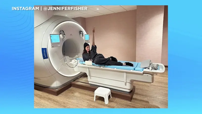 Story image: be Well: Celebrity jewelry designer Jennifer Fisher discusses recent health battle