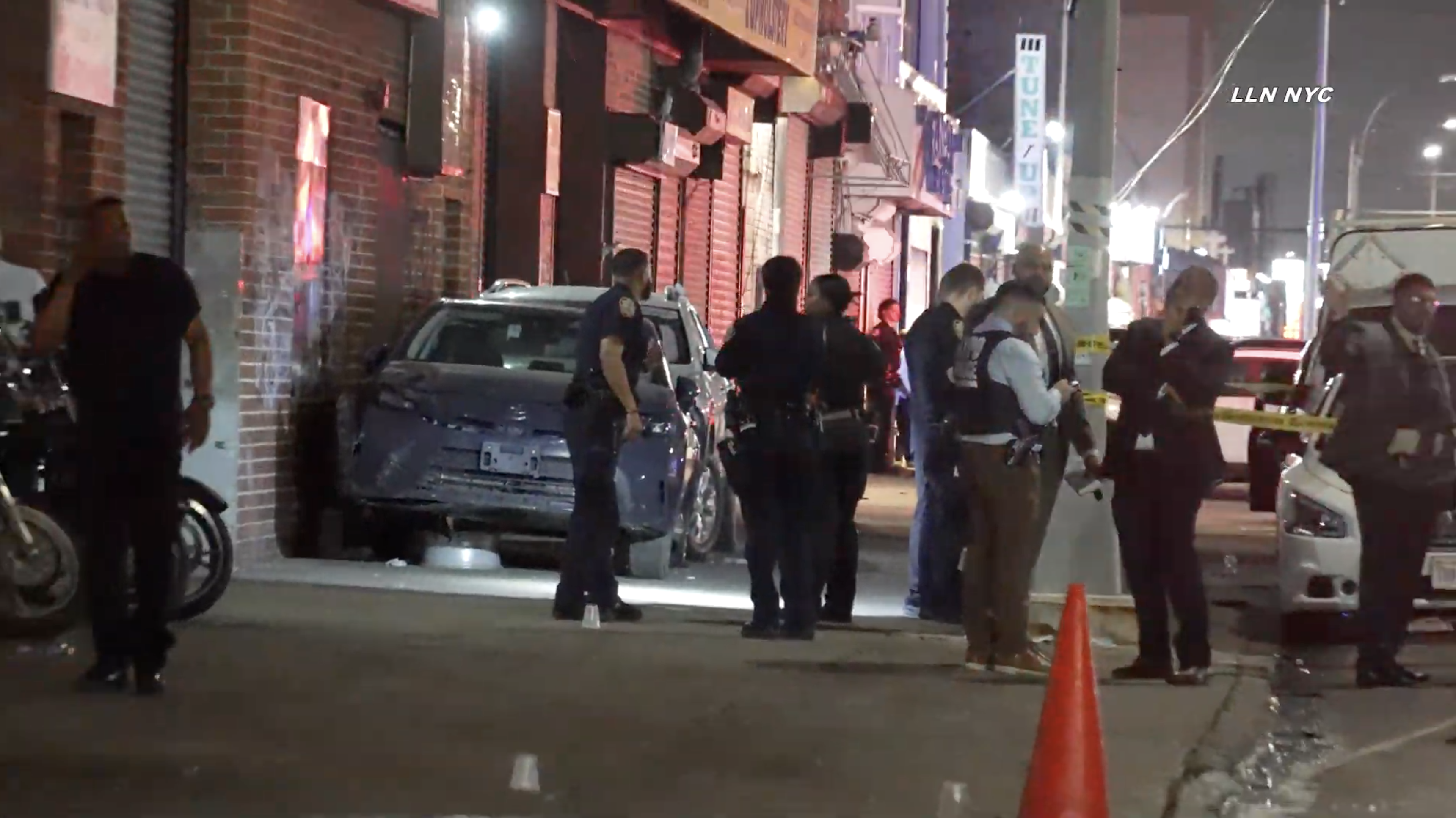 News 12 | Brooklyn | Nypd 3 Men Injured In East Flatbush Shooting
