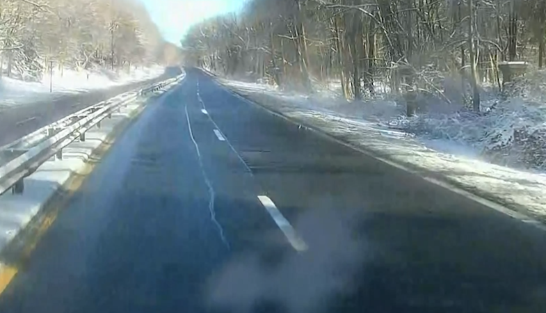 Story image: Thunderbolt 12: Snowstorm and cold temperatures make for treacherous driving