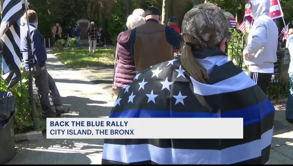
‘Back the Blue’ rally in City Island calls for officials to support police officers
