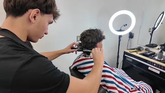 LIloganbarberstudentskk_2026-10-28-17-28-52
