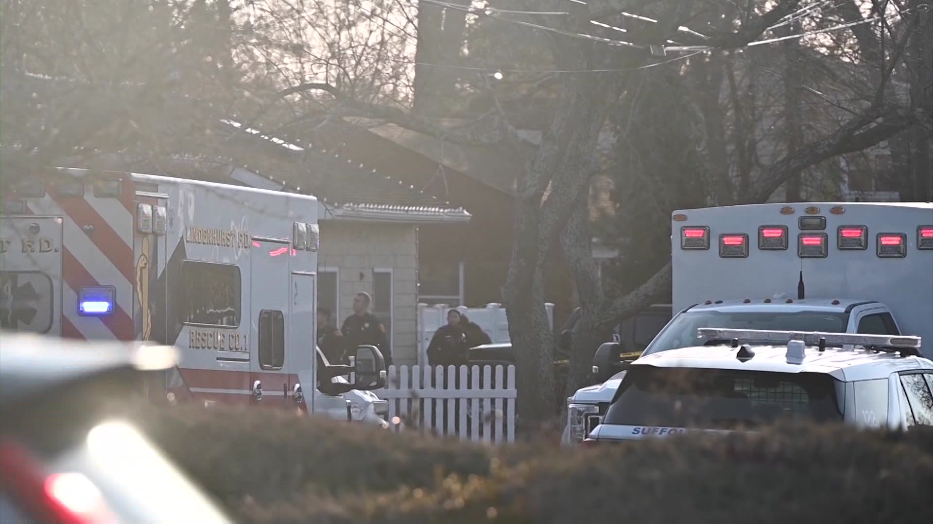 News 12 | New York | Police: 2 men found dead with gunshot wounds in ...