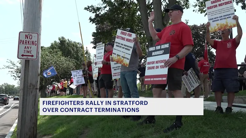 Story image: ‘It’s personal.’ Firefighters in Stratford rally to protest terminated contracts