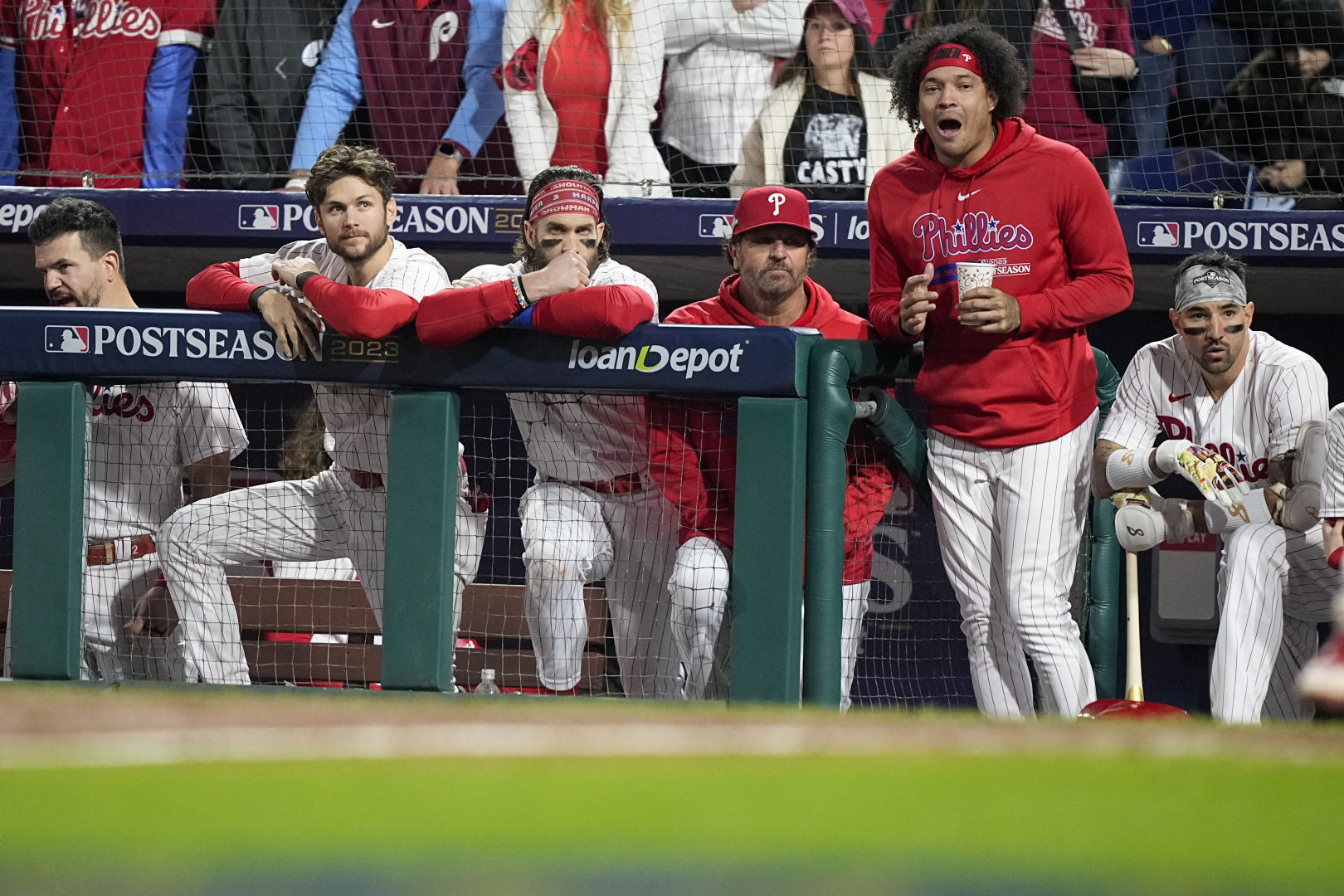 With pins out of thumb, MVP Bryce Harper moving closer to Phillies