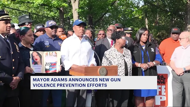 Story image: Mayor Adams announces 1,000 new officers in the Bronx after week of gun violence