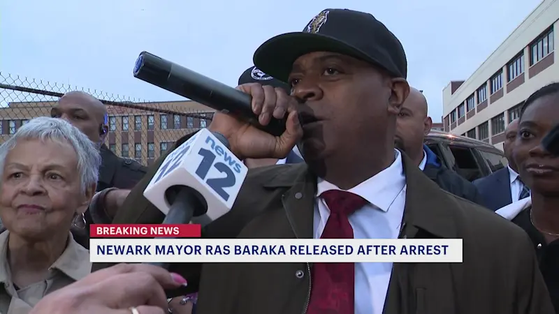 Story image: Newark mayor released following arrest while protesting at ICE facility
