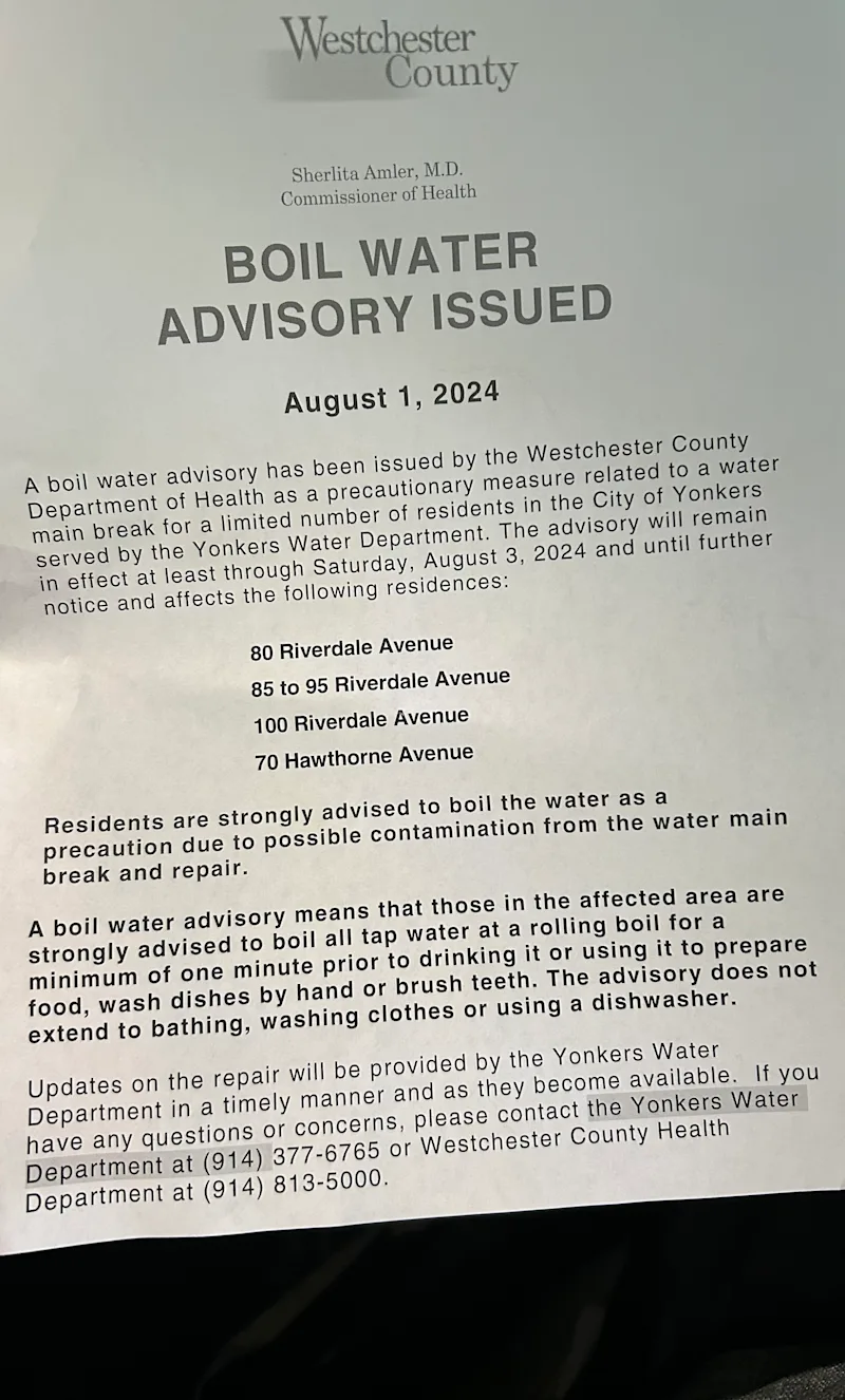 WCHVYonkersWaterMainBreakMPalmer002.jpeg