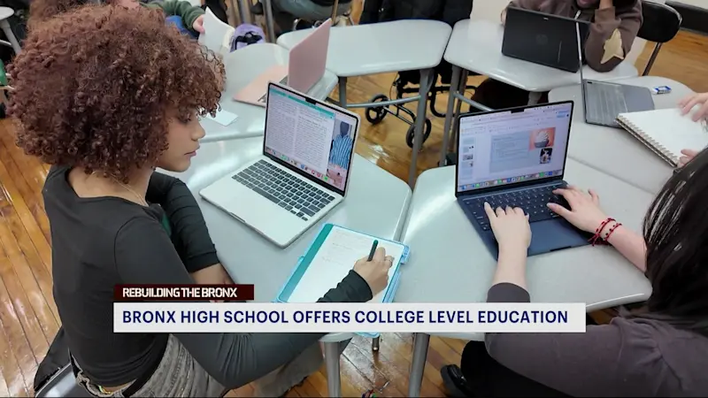 Story image: Bronx high school offers students a head start on college