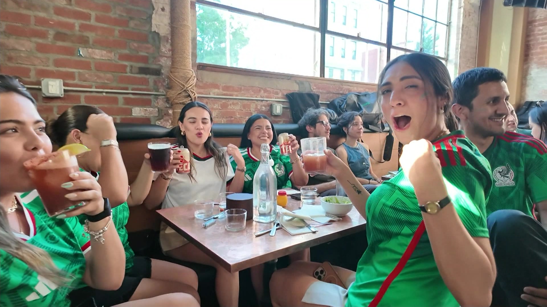 koreavmexicowatchpartyCM_2026-06-18-22-37-02