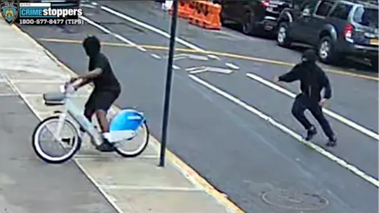 CITIBIKERIDINGGUNMEN