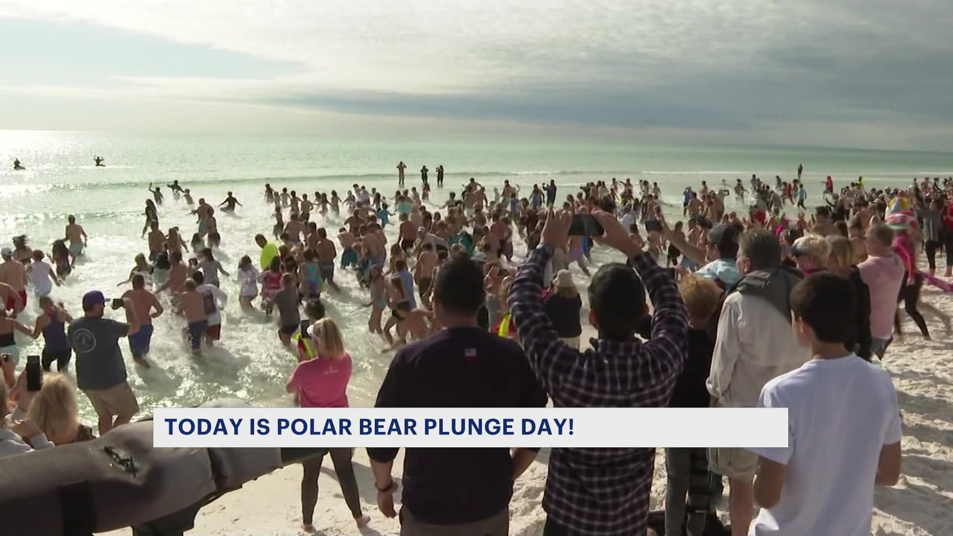 Hundreds gather in Long Branch for annual Polar Plunge