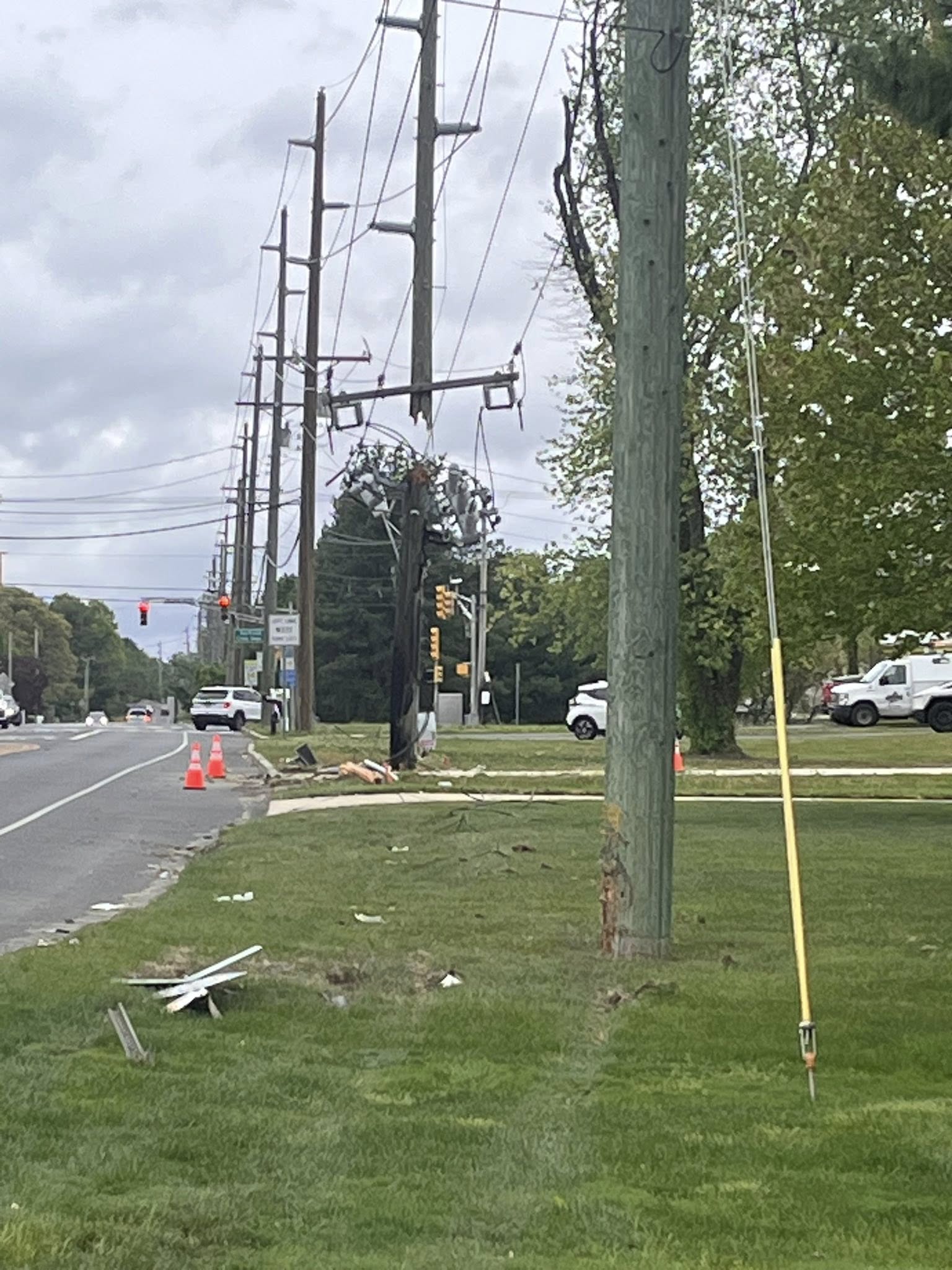DOWNED POLE 4.jpg