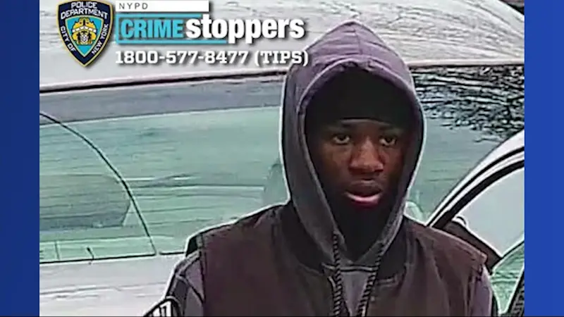 Story image: Police release photo after motorcycle robbery at Flatbush Avenue red light