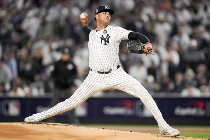 Story image: Yankees pitcher Luis Gil wins American League Rookie of the Year