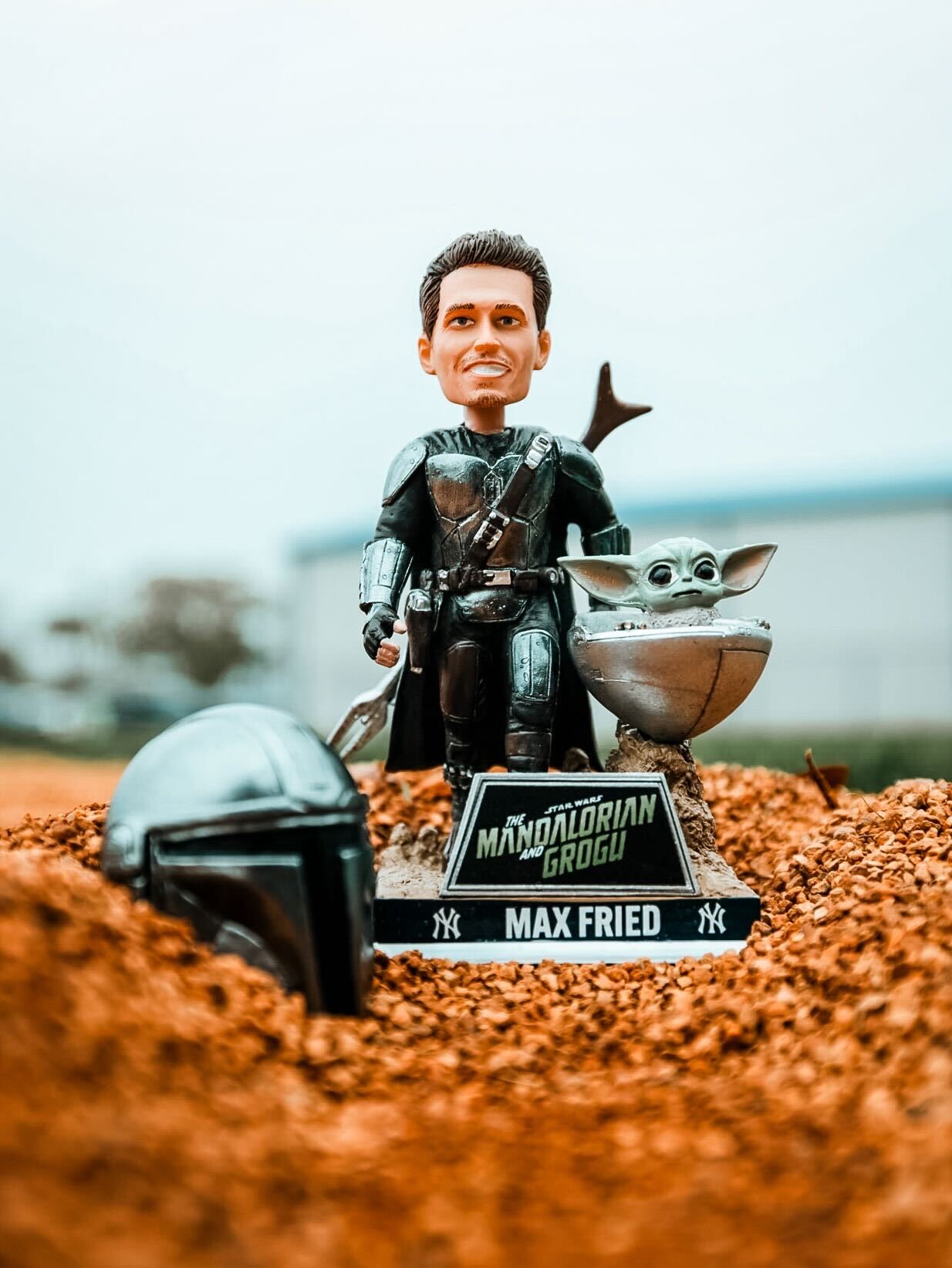 Max Fried Mandalorian Bobblehead - Photo.jpeg
