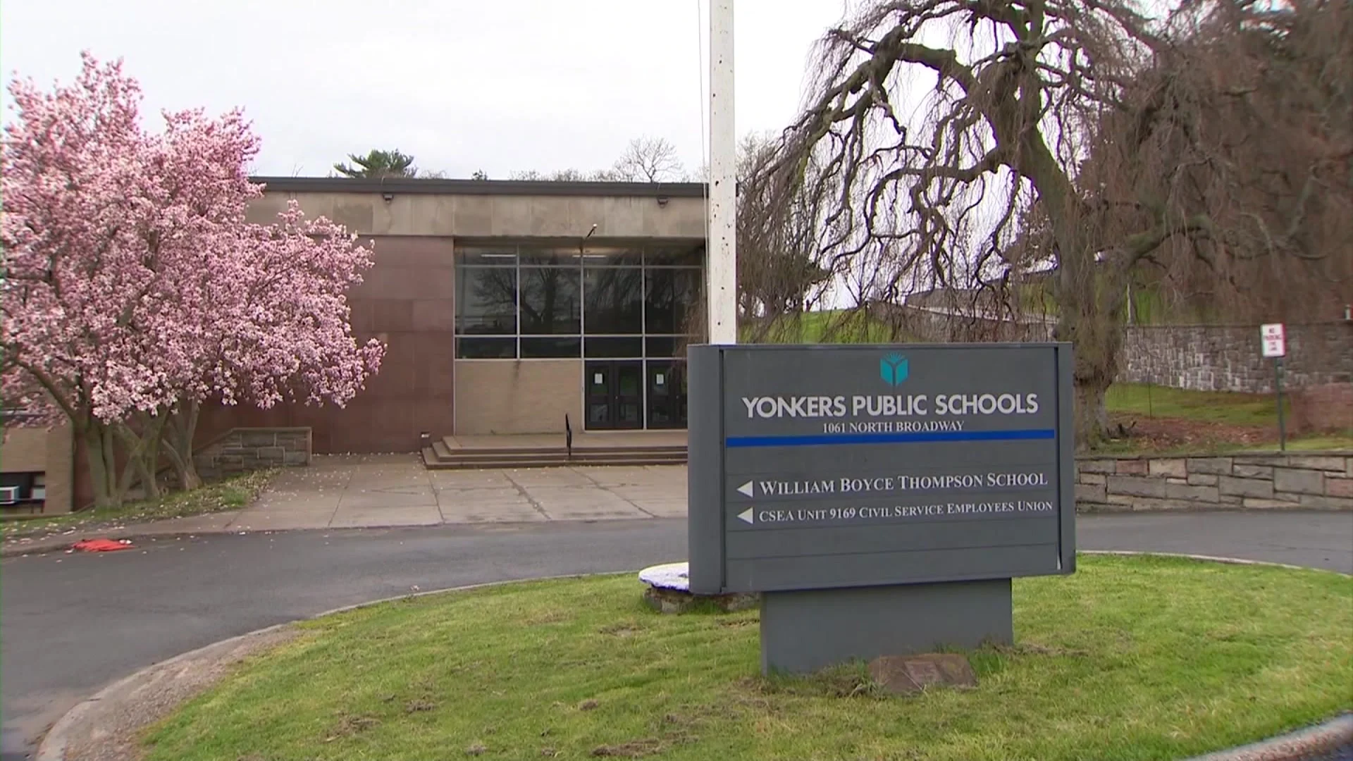 Yonkers mayor fights for public school funding as budget deadline nears - Vimarsana News