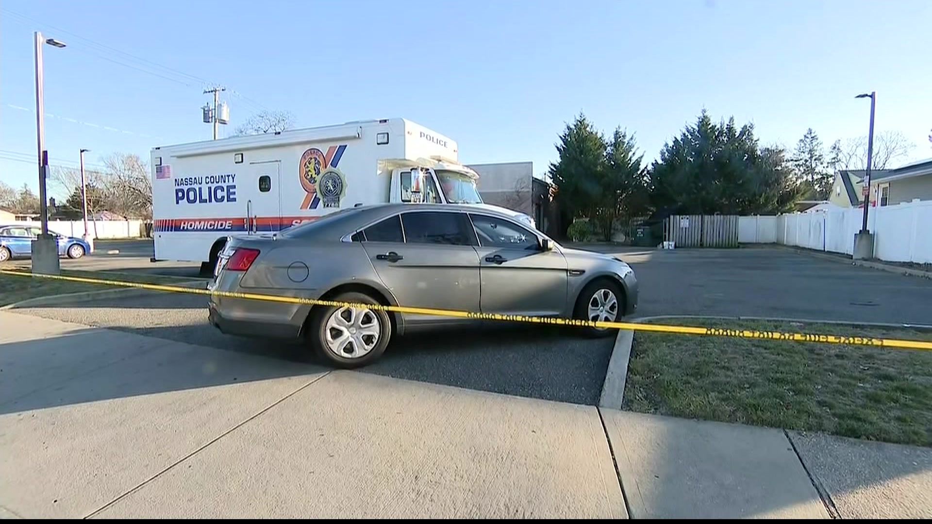 Sources: Body of female found in South Hempstead dumpster - News 12
