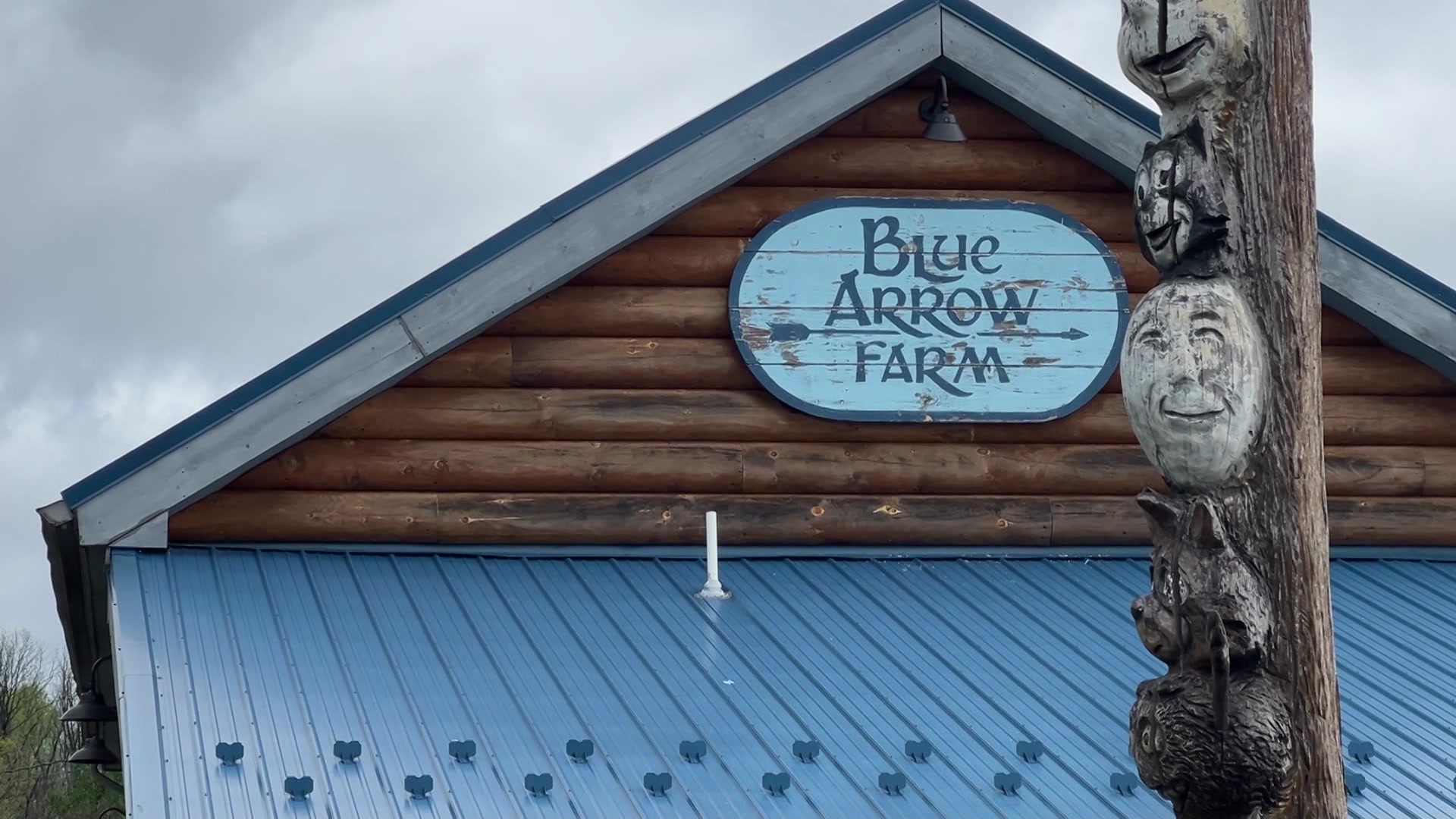 WCWARWICKFARM04305P_2026-04-30-17-17-47