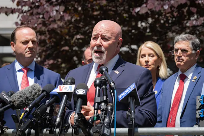 Story image: Former NYPD Commissioner Bernard Kerik dies at age 69