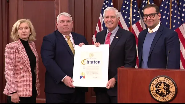 Blakeman presents honorary citation to Ukraine consulate general after countywide gun drive