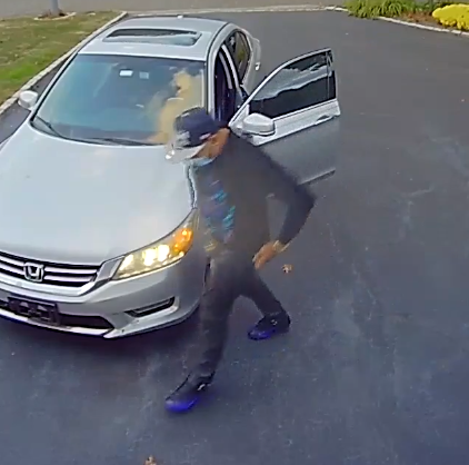 Story image: Porch pirate steals package with over $1,000 worth of iPhones in Ronkonkoma