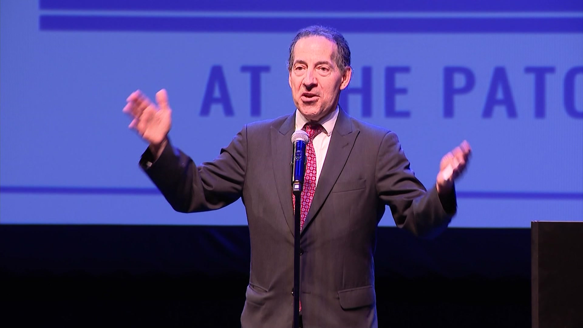 News 12 | New York | Rep. Raskin of Maryland holds town hall in Patchogue
