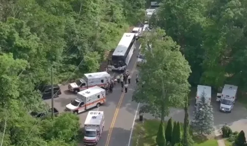 Police: Several 'juvenile females' injured, 2 seriously, in Monsey Trails bus crash