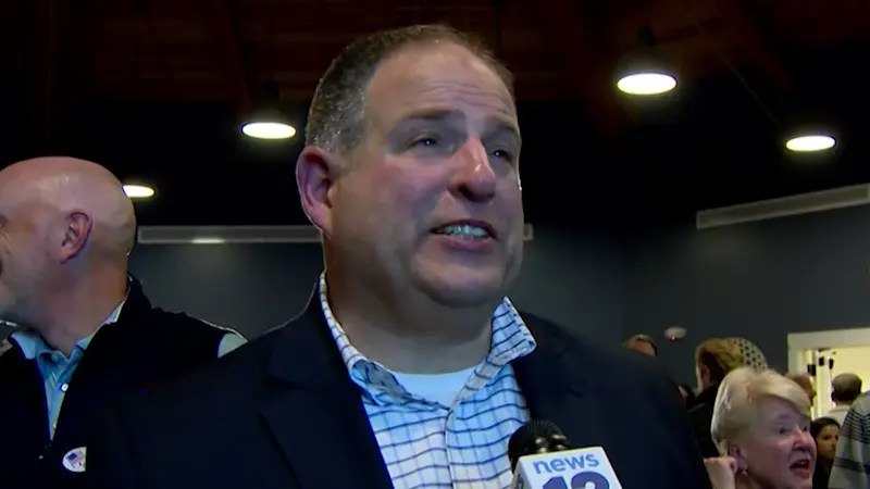 Story image: Fairfield first selectman recovering from brain surgery