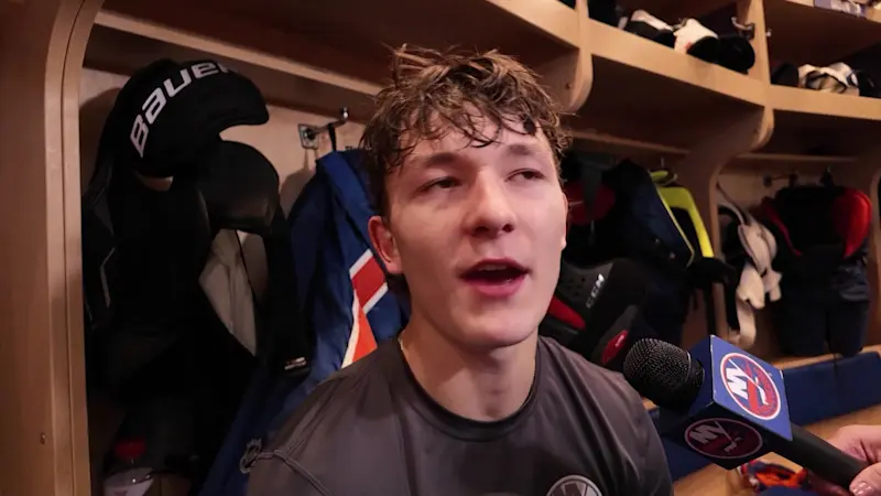 Story image: New teen phenom Matthew Schaefer to take the ice for the Islanders' season opener