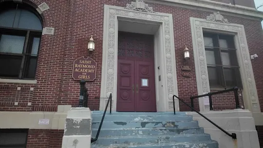 RTREGBXStRaymondsSchoolCloseFoloNHernandezVOSOT6pm_2026-10-11-18-16-59